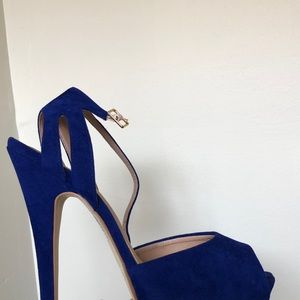 Blue Pumps